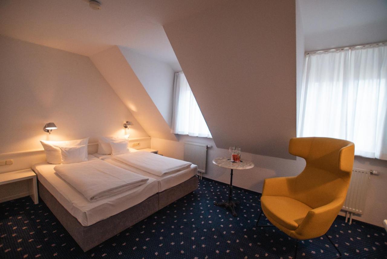 Hotel Am Main Файтсхёххайм Экстерьер фото